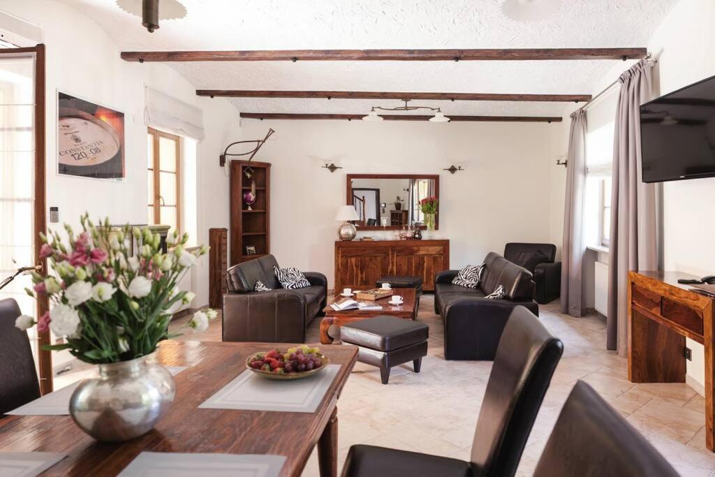 Constantia By Grape Hotel Wroclaw Ngoại thất bức ảnh